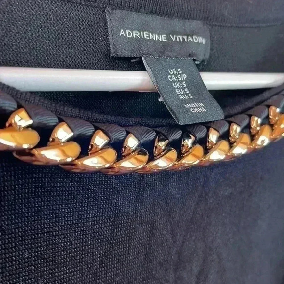 Adrienne Vittadini Women’s beautiful sweater. Size small. - Picture 7 of 8